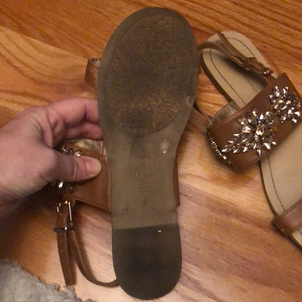 BCBG sandals - Picture 3 of 4